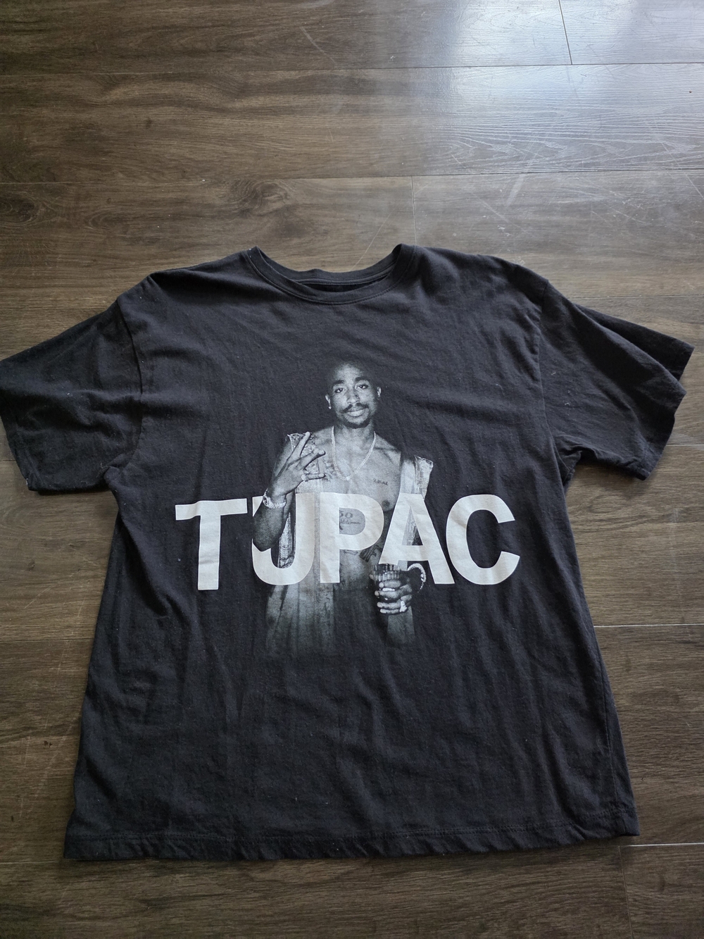 2Pac Tupac Shakur Graphic Tee Black Hip Hop Rap Portrait Photo Bravado S